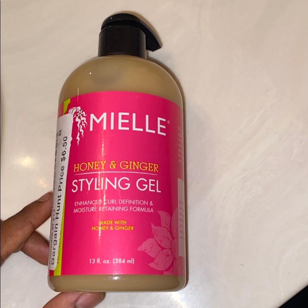 Mielle honey and ginger styling gel